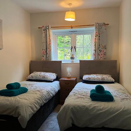 Forestry Cottage. Hot Tub, Open Fire, Dog Friendly Gaywood Ngoại thất bức ảnh